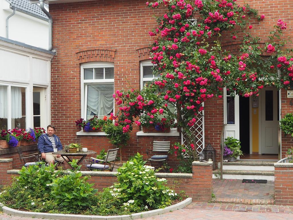 Pension Luettje Meermaid Borkum Bagian luar foto